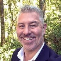 Calvin Dickinson's Instagram, Twitter & Facebook