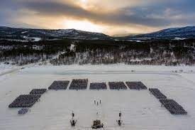 Setermoen is located along the river barduelva, and on the shores of setermoen campedit. Setermoen Forsvaret