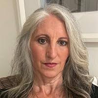 Melissa Leddy's Instagram, Twitter & Facebook