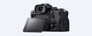 When recording up to 60p the a1 offers full pixel readout and at 120p it uses a 10% crop. A1 With Superb Resolution And Speed A1 Ilce 1 Sony Asia Pacific