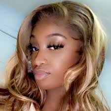 Jeanae Leigh (@jeanaeee)