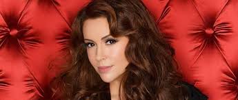 Anonymous, alyssa milano is engaged to marry agent the orlando sentinel (us) january 7 2009, by: Mistresses Alyssa Milano Ist Zum Zweiten Mal Schwanger