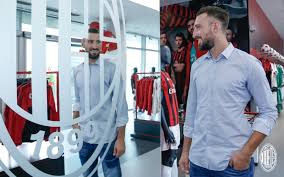 Антонио начинал свою карьеру в системе клуба «юве стабия». Antonio Donnarumma