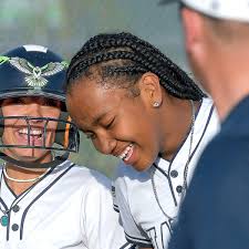 Prep softball: Riverhawks capture Region 11 title outright