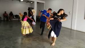 Check spelling or type a new query. Concurso De Marinera 2019 El Destacado Bailarin Que Crecio En El Distrito Mas Violento De Trujillo Rpp Noticias