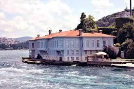 Ekkamon mansion is offer daily room service and monthly room service. Edib Efendi Yali The Bosphorus And Its Yalis Bosphorus Blog
