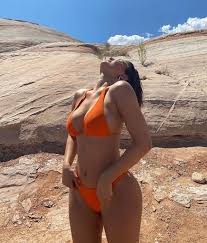 As for how he got the inspo to create the look, which she wore with a. Kylie Jenner Utah Vacation Desert Style July 2020 Photos