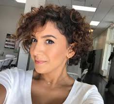 Styles that add some texture and structure if you have naturally wavy hair, you need to start using a shampoo made for your hair type and a short style will add some volume to your hair and require less maintenance for your wavy hair! 20 Latest Short Curly Hairstyles For 2018