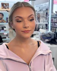 Nashville Hairdresser & MUA Clair Mills (@clairsvanity) • Instagram photos  and videos