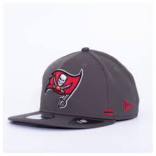 Get the latest tampa bay buccaneers news, scores, stats, standings, rumors and more from nesn.com, your home for all things nfl. New Era Nfl Tampa Bay Buccaneers 2020 Sideline Home 9fifty Snapback Cap Kappen Aus Usa Sports Gb