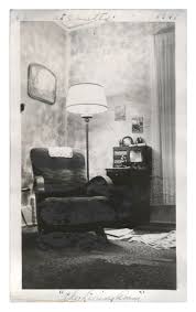The war not only defined the decade but from a design perspective, split it virtually in half. 1940s Home Interior Goodwerks Creative