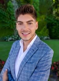 Mitchell Gaines's Instagram, Twitter & Facebook