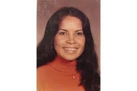 Lorraine Lopez's Instagram, Twitter & Facebook