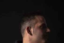 eMe Castro · Biography