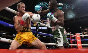 Exhibition fight that took place last november, the fight won't count as an official bout. Q1b4peoswypstm