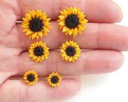 Sunflower Earrings Yellow Flower Studs Sunflower Wedding Etsy Sunflower Earrings Polymer Clay Jewelry Etsy Earrings
