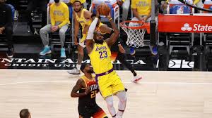 Lebron james 10 impossible dunks (lebron james clavadas). Selling For Big Money As Nfts Lebron James Basketball Dunk Video Jack Dorsey S First Tweet