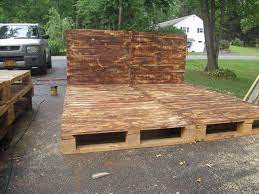 Remove the bottom deck boards from eight standard pallets. Pallet Platform Bed With Headboard