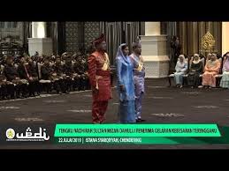 Ketua utama negara bagi persekutuan, dan isterinya. Tengku Nadhirah Sultan Mizan Dahului Penerima Gelaran Kebesaran Terengganu By Tv Darul Iman