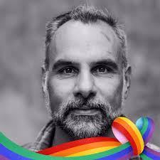 Does anyone have a colour code for the blue line at the water level? I know  epifanes makes this, but I want to use a two component paint. This is the  only