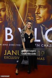 35 Photos & High Res Pictures