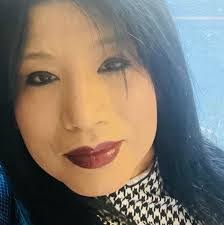 Debra Chavarria's Instagram, Twitter & Facebook