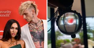 The couple held hands and kissed on their way out of furley's bar in los. Machine Gun Kelly Appears To Reveal That He Wears Megan Fox S Blood In A Necklace