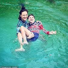 Cate campbell was born in a nobel family from malawai. Cate Campbell Opens Up On Having A Disabled Brother And How He S Her Biggest Motivator Daily Mail Online
