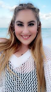 Natalie Hacker's Instagram, Twitter & Facebook