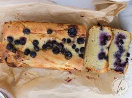 Butter schmelzen,zwieback fein mahlen+ unter die butter mischen.auf den boden einer springform 24 cm ,die mit backpapier ausgelegt ist. Klassischer Griesskuchen Wie Aus Grossmutters Zeiten
