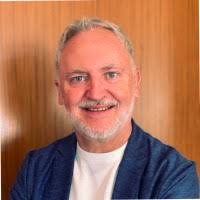 40+ Profile mit dem Suchbegriff „Busse“