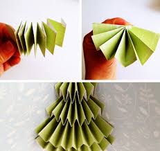 Hier ist es ein weihnachtsbaum. Pop Up Weihnachtskarten Selbst Gestalten Und Dekorieren