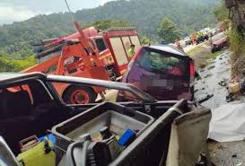 Meliputi pengendalian lalu lintas untuk mencegah dan meniadakan segala bentuk gangguan serta ancaman agar terjamin keamanan, ketertiban, keselamatan dan kelancaran lalu lintas di jalan tol. Two Killed Two Seriously Injured In Four Vehicle Crash Near Menora Tunnel Astro Awani