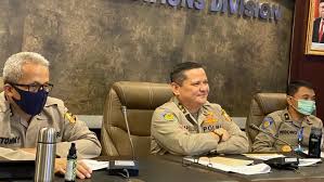 Transparan, tidak pantau bulu semua yang terlibat kami sikat, kata idham pada jumat, 16 oktober 2020. Bareskrim Polri Sebut Irjen Pol Napoleon Perintahkan Anak Buah Ubah Status Dpo Djoko Tjandra
