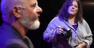 L'abraçada felina és assassina