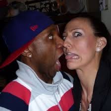 Natasha McKinnon (natashanunu)