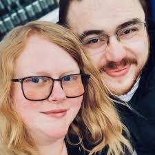 Lindsey Fallon's Instagram, Twitter & Facebook