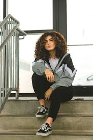 Natural Curly Hair In 2020 Cute Simple Outfits Curly Hair Styles Curly Hair Styles Naturally