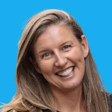 Kelowna Real Estate Agent (@lorettanicholsonrealestate) • Instagram photos  and videos