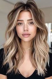 Candice Murphy's Instagram, Twitter & Facebook