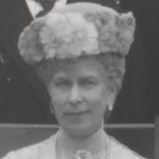 King George V and Queen Mary at the Red Triangle Club, Plaistow