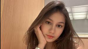 Zoe Abbas Jackson Umur Berapa? Biodata Pemeran Anne di Duren Jatuh: Agama,  Keturunan, Pacar, Tinggi Badan