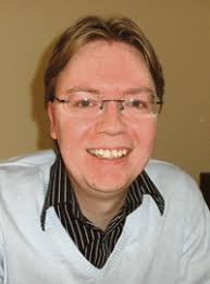 Ateistisk datalog på knæ for Gud