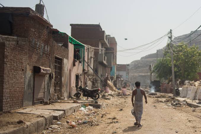 India's Mountain Of Trash Is Nearly As Tall As The Taj Mahal : Goats and  Soda : NPR