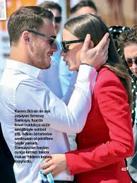 Ünlü çiftin hayranları kerem bursin ile serenay sarıkaya'nın ayrılıp ayrılmadığını sorgulamaya başladı. Serenay Sarikaya Fc En Twitter Serenay Sarikaya Ve Kerem Bursin Hd Cannes Https T Co 5war8l56ak