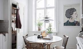 The notion of scandinavian design is built upon the principle of creating a perfect harmony between form and function, class and comfort, and its raw beauty is an inspiring reflection of the style northern europe has to offer. 20 Small Scandinavian Dining Rooms Dynamic Functionality With Muted Charm