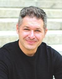 Remberto Perez's Instagram, Twitter & Facebook