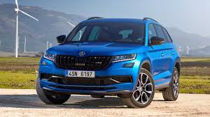 Within its first year on sale the kodiaq range had grown to include petrol and diesel versions with a sportline trim level sitting above the base grade. Skoda Kodiaq 2019 Ausstattungen Motoren Preise