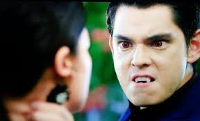 LaLunaSangreAngLuna"