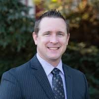 100+ perfiles de «Dalglish»